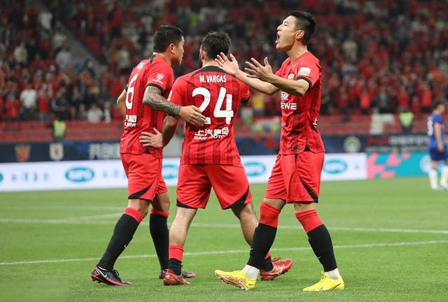 包含乒乓球联赛焦点战：西城雄狮队大胜滇池雷豹队，外线火力全开。黑马成最大惊喜的词条-爱游戏