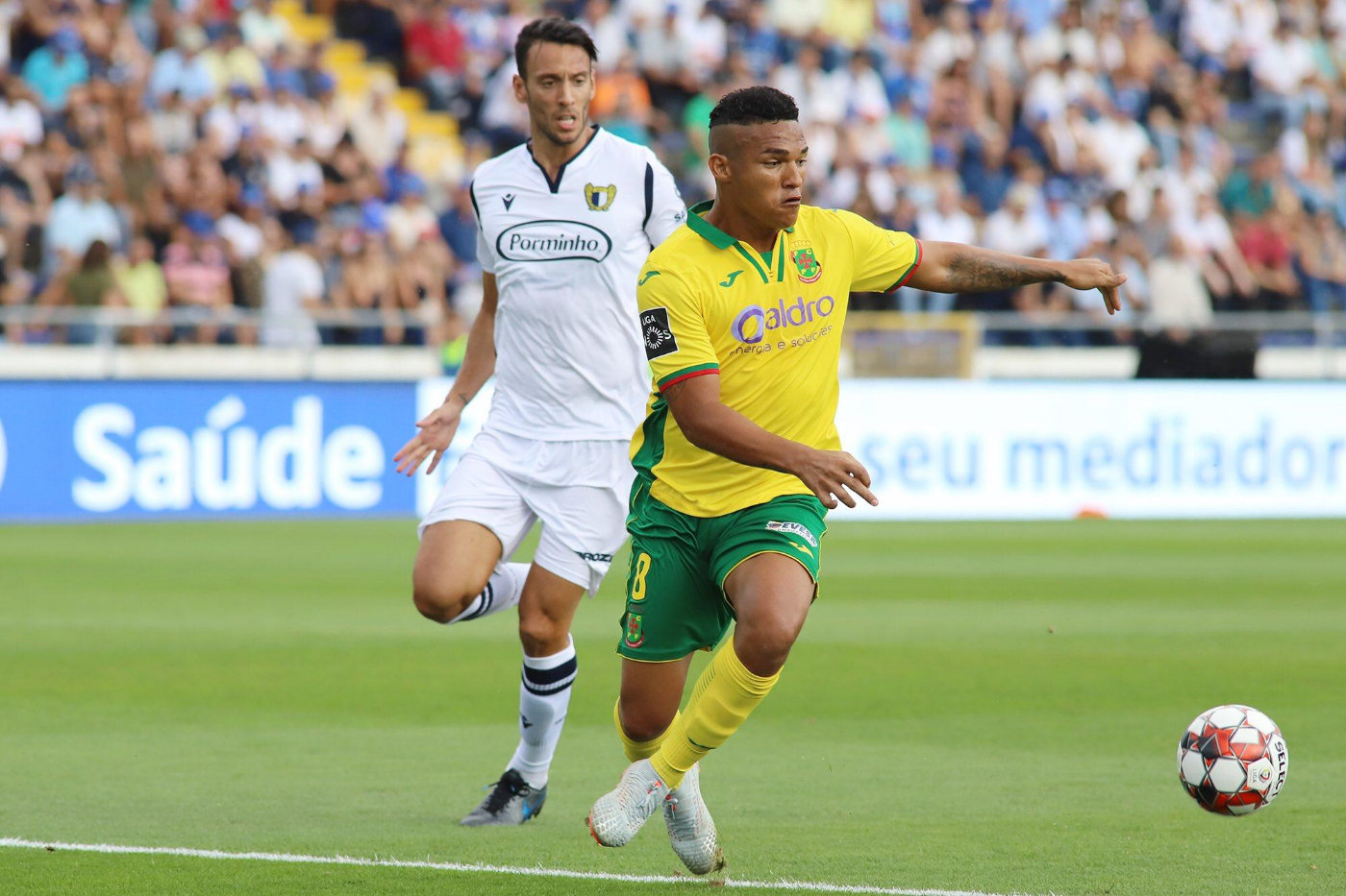 转折点浙江稠州状态回暖，葡超窗口期攻防权衡，球迷炸锅，轮换策略成焦点(巴斯离队后的浙江稠州男篮表现展望)-爱游戏平台