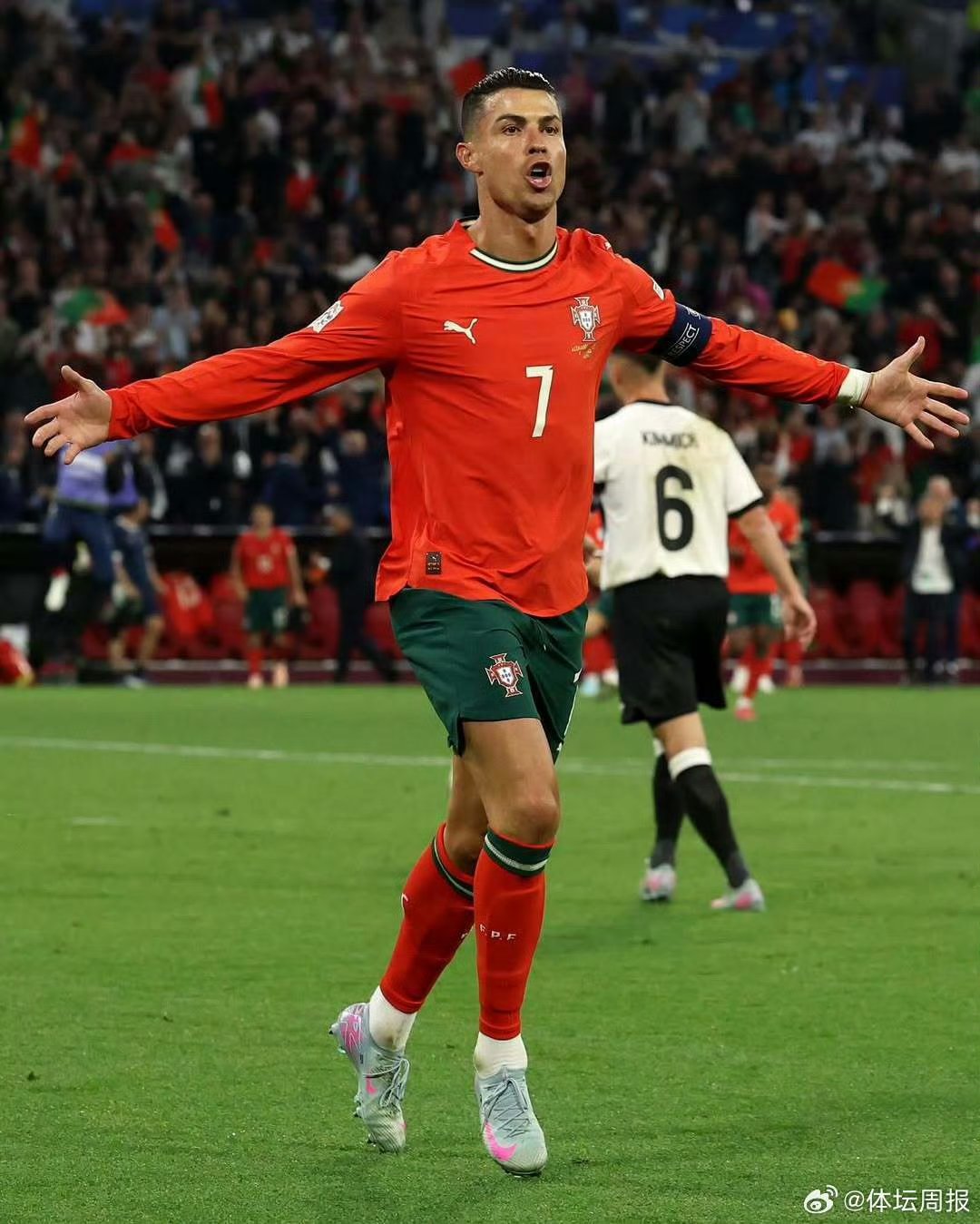 包含赛后英超传出新动向,葡萄牙体育调整名单,管理层表态——气氛紧张,球队文化再被提及的词条-爱游戏平台